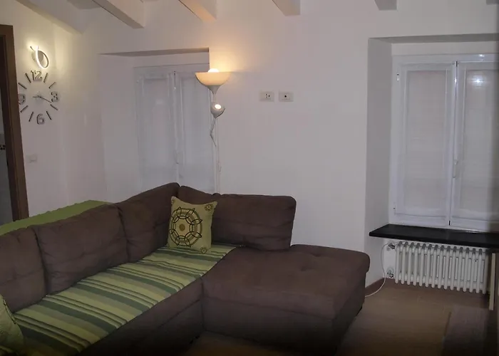 Sweet Apartment *